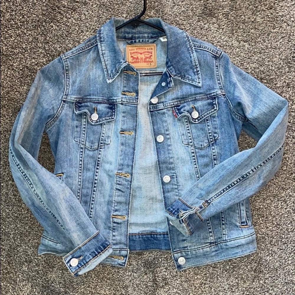 Women’s Levi’s Denim Jacket